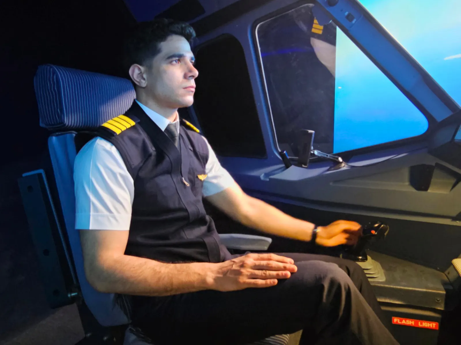 Type Rating Preparation Program inside an Airbus A320 simulator